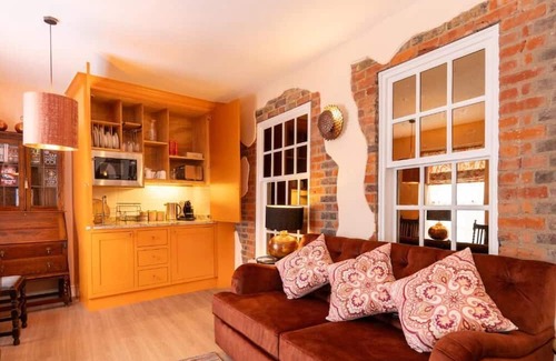 Richmond-upon-Thames Apartment | Exceptional Apartments at Number 16 with Family-Friendly Perks