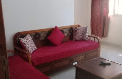 Bizerte House | Discover Ideal Family Stay at Maison à la Grotte de Corniche