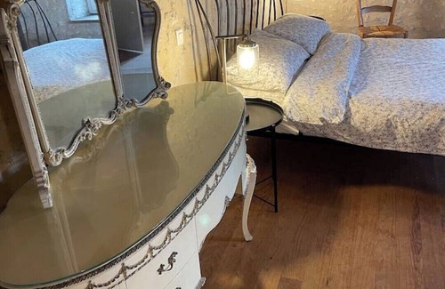 Bellon House | Charming French House in Bellon with Pool & Kitchen