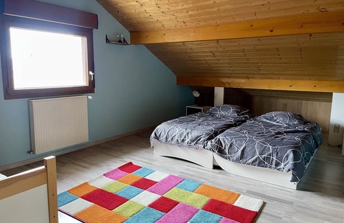 Les Pontets House | Relaxing Country Retreat with Hot Tub and Beautiful Garden