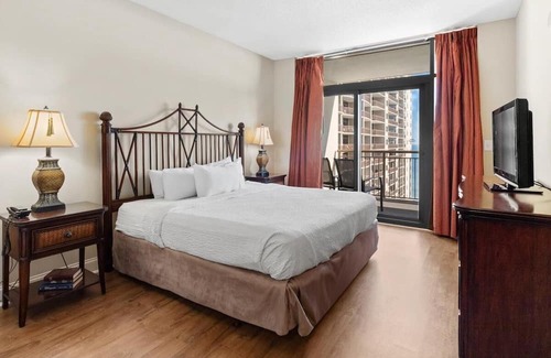 Windy Hill House | Coastal Elegance 2BR Condo with Jetted Tub & Balcony