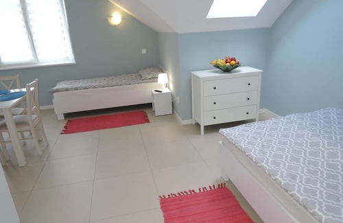Wiselka House | Inviting Holiday Home with Oceanfront Views in Wiselka