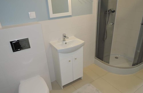 Wiselka House | Inviting Holiday Home with Oceanfront Views in Wiselka