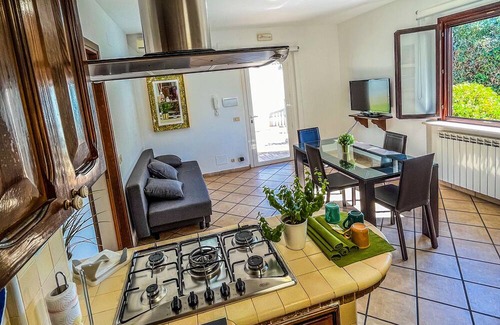 Vasto Villa | Villa Limone: Family-Friendly Oasis by Vasto Beach