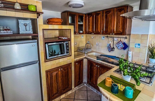 Vasto Villa | Villa Limone: Family-Friendly Oasis by Vasto Beach