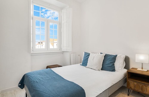 Santa Maria e Sao Miguel Apartment | Family-Friendly Sintra Retreat Residences by LovelyStay