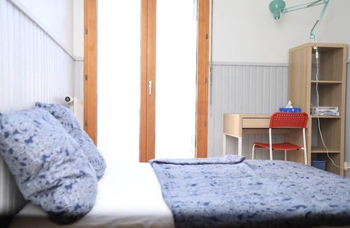 Les Aunettes Apartment | Charming Apartment with Garden Near Paris & Family Amenities