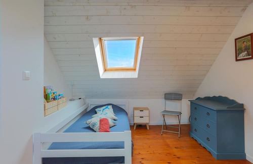 Pleubian House | Inviting Holiday Home 'Maison Du Sillon' with Private Garden
