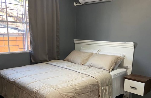 Santa Ana House | Budget-Friendly 3-Bedroom House in Enchanting Santa Ana