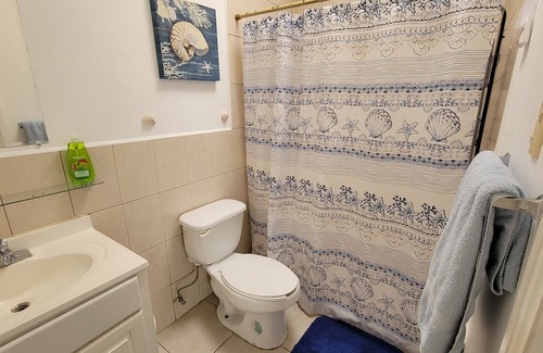 Guaymas House | Inviting 3-Bedroom Getaway with AC & WiFi in San Carlos