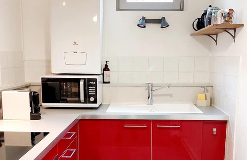 Auxerre Apartment | Cozy Apartment in Central Auxerre - Perfect for Families