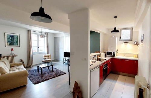 Auxerre Apartment | Cozy Apartment in Central Auxerre - Perfect for Families