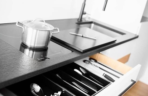 Berg Apartment | Discover Livisit Bergpartment 24: Cozy Room with Kitchenette