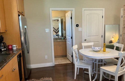 Chestnut Apartment | Cozy East Austin Studio with Garage - Perfect for Families