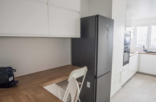 L'Ile-Saint-Denis Apartment | Inviting Apartment with Eiffel Tower Views and Family Amenities