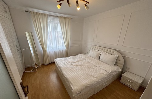 Bistrita Apartment | Newly Renovated Private Apartment for Family Getaways