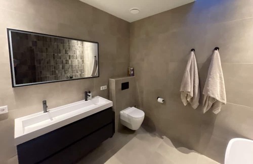 Zwolle City Centre Apartment | Family-Friendly Vrbo Retreat for Memorable Getaways