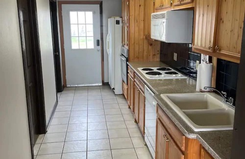 Yantis House | Relaxing Retreat at Bass and Crappie Haven on Lake Fork