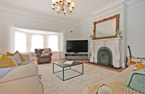 New Garden House | Explore Family-Friendly Comfort at Sallymount Manor