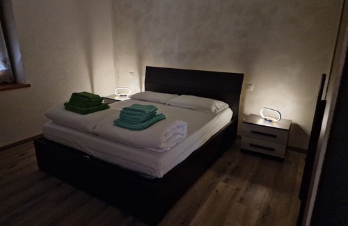 Cesiomaggiore House | Top-Rated Oldbeb.Cesio with Family-Friendly Amenities