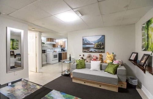 Kawartha Lakes Apartment | Cozy Country Retreat: Tree Farm Stay with Ocean View