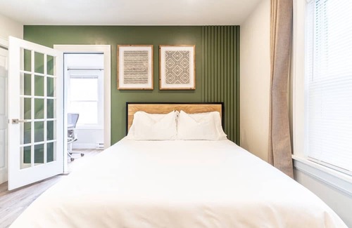 Montclair Apartment | Pet-Friendly 2 Bedroom Retreat with Office in Montclair