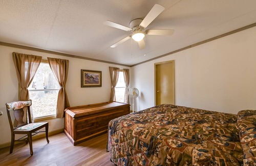 Kingston House | Pet-Friendly Kingston House: Family Retreat by Lake Texoma