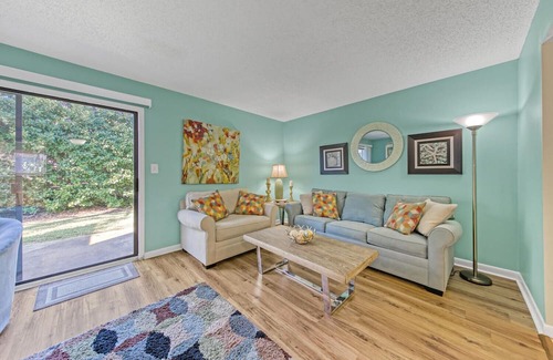 Destin House | Relaxing Townhome with Private Beach Access & Family-Friendly Amenities