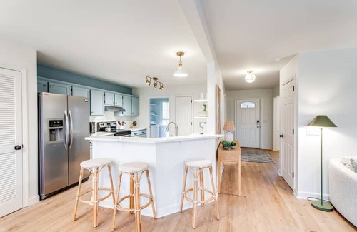 Thompson's Station House | Serene Retreat: 3-Bedroom Home with Cozy Fire Pit