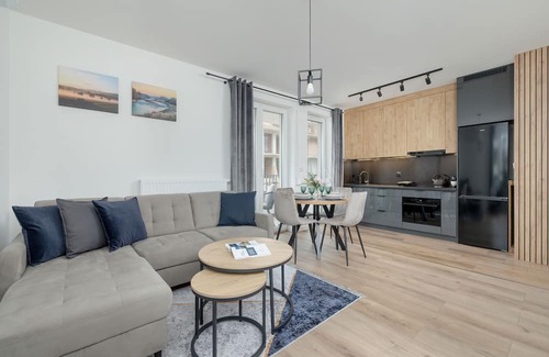 Biezanow - Prokocim Apartment | Cozy Apartment Wieliczka: Family-Friendly with Kitchen Access