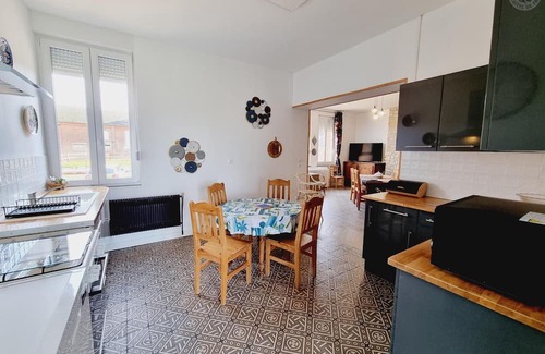 Sains-du-Nord Cottage | Family-Friendly Gite Sains-du-Nord with 5 Cozy Bedrooms