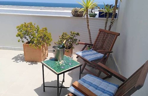Las Negras Apartment | Scenic Apartment in Cabo de Gata: Sea & Volcano Views