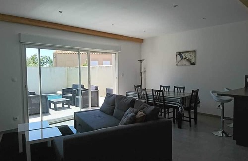 Port District House | Relaxing Retreat with Pool Near the Beach for Families