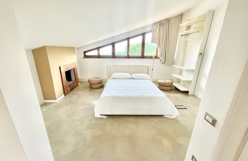 Pietrauta Villa | Stylish Villa with Scenic Views for Family Getaways