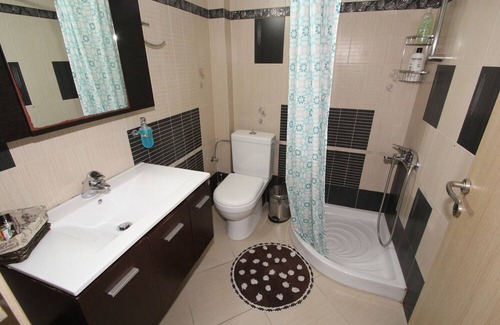 Aegina Apartment | Seaside 2 Bedroom Getaway by Frangki with Breakfast Included