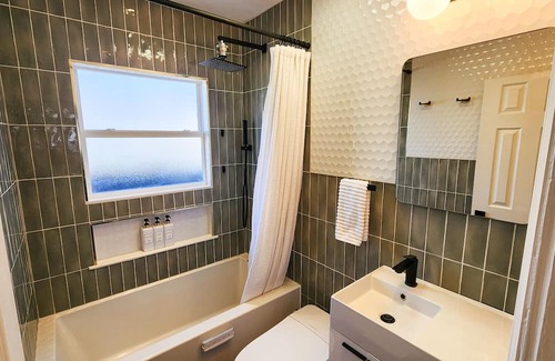 Englewood House | Urban Retreat: Hot Tub, Pet-Friendly with Fenced Yard