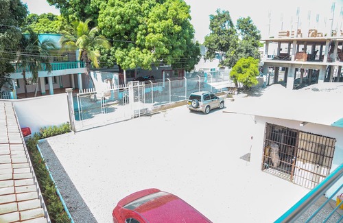 Covenas House | Inviting Double Room in Tolu Coveñas for Family Stays