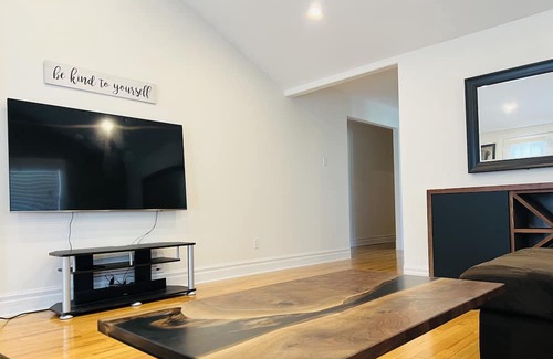 Westboro House | Inviting Retreat in Westboro for Families and Travelers