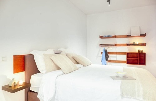 University District Apartment | Inviting 6P Duplex in Antwerp - Family Friendly Retreat