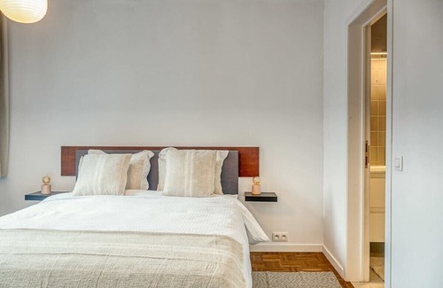 University District Apartment | Cozy 4P Apartment in Antwerp with Balcony for Families