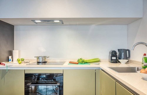 University District Apartment | Cozy 4P Apartment in Antwerp with Balcony for Families