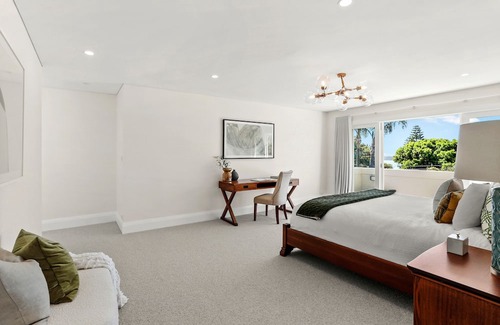 Vaucluse House | Prime Vaucluse Retreat Near Beach and CBD Attractions