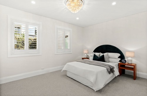 Vaucluse House | Prime Vaucluse Retreat Near Beach and CBD Attractions