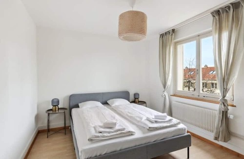 Wiedikon Apartment | Cozy Retreat for Flexible Weekly and Monthly Stays
