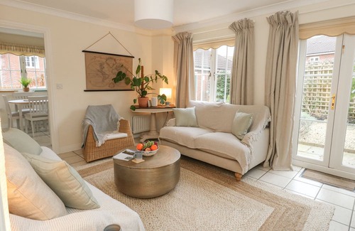 Sturminster Newton Cottage | Discover NO. 98: Pet-Friendly Retreat with Garden in Sturminster