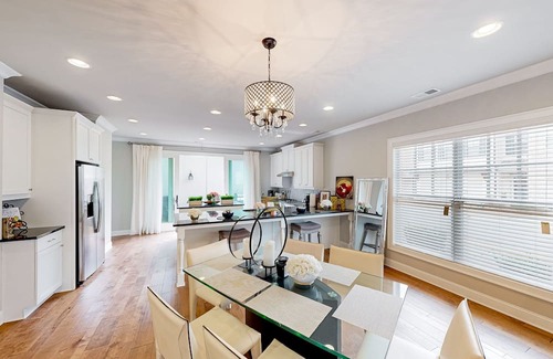 Roswell House | Inviting Sun-Filled Getaway with Cozy Fireplace & Games