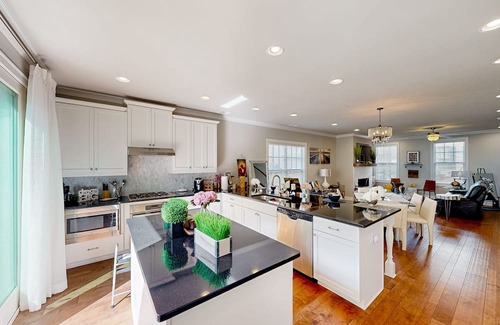 Roswell House | Inviting Sun-Filled Getaway with Cozy Fireplace & Games