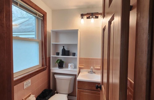 Harwich Center House | Tranquil Brigadoon: Ocean View Retreat for Families