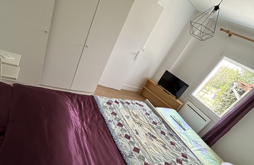 Saint-Ambreuil Apartment | Cozy Joli Appartement - Ideal for Families and Pets