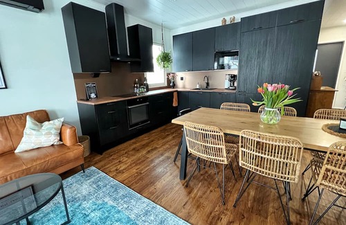 Lahti House | Stylish 2BR Apartment with Sauna, Terrace & Free Parking